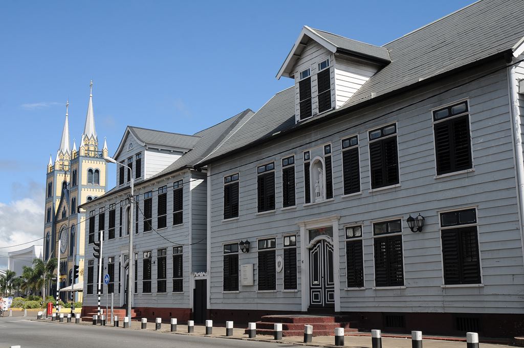 021  Paramaribo